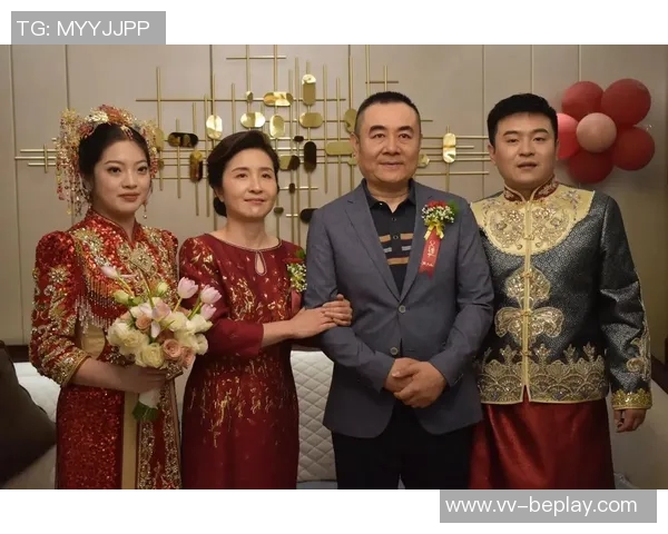 新婚快乐多库社交媒体分享与未婚妻甜蜜合照宣布今日盛大婚礼