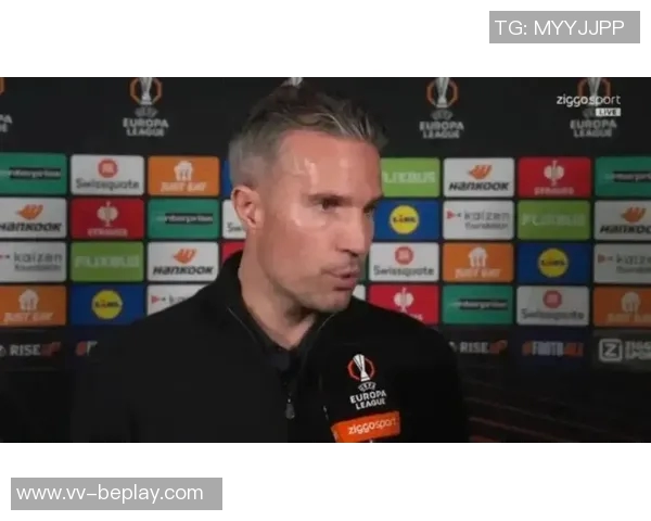 范佩西儿子膝盖重伤将接受扫描若韧带受损恐缺阵六周